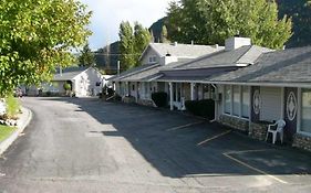 Trail Motel And rv Park